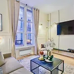 Place Des Vosges - Marais - Prime Location